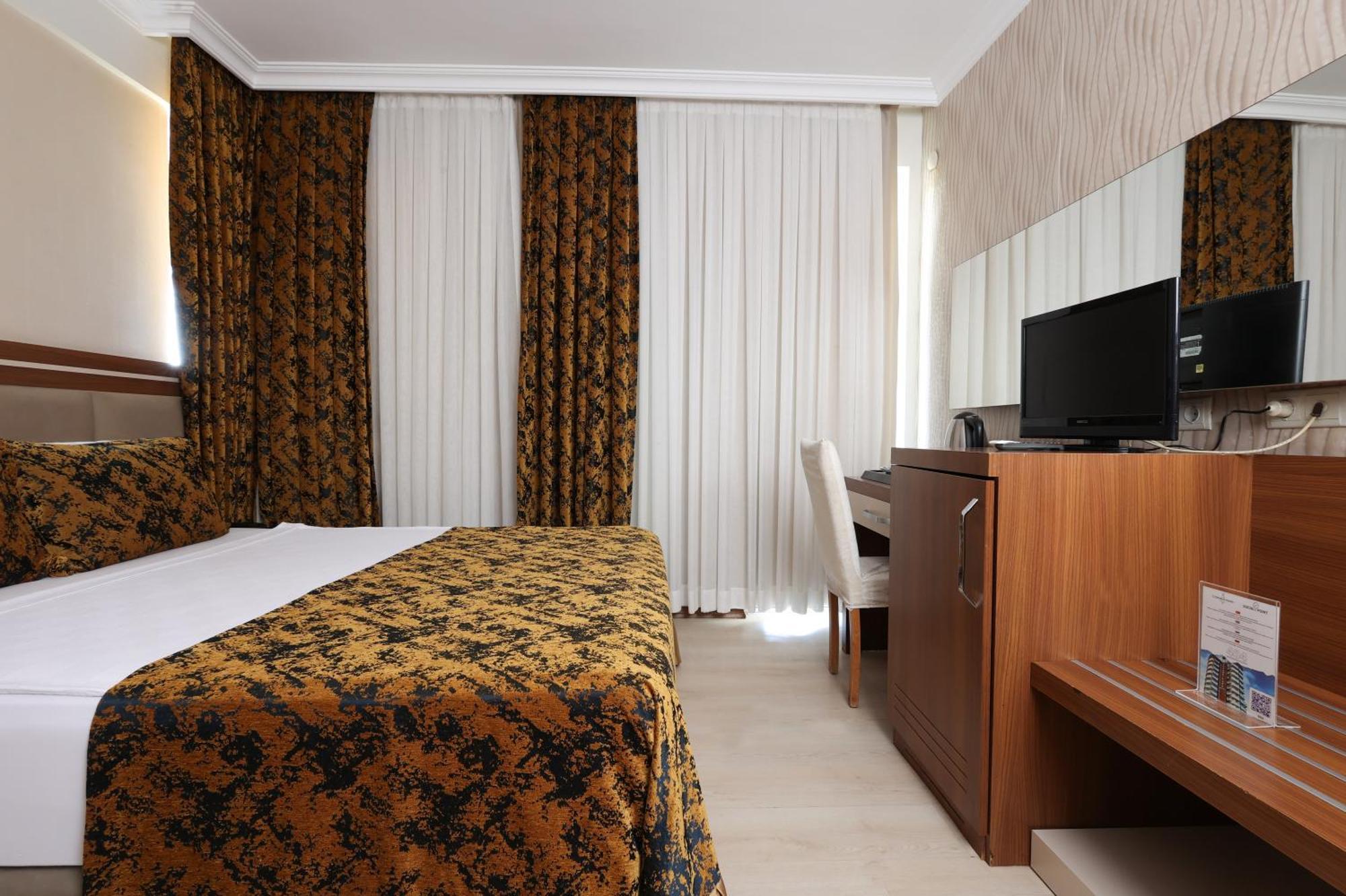 The Corner Park Hotel Antalya Luaran gambar