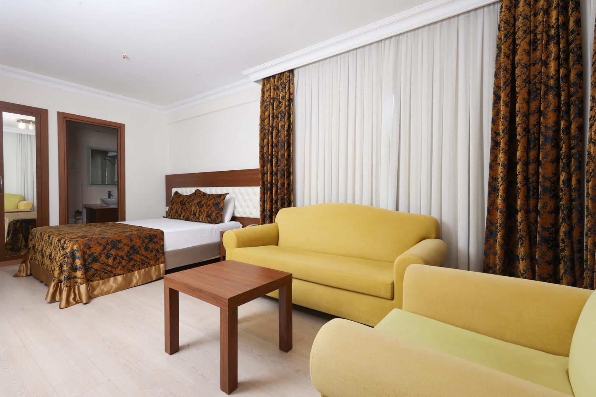 The Corner Park Hotel Antalya Luaran gambar