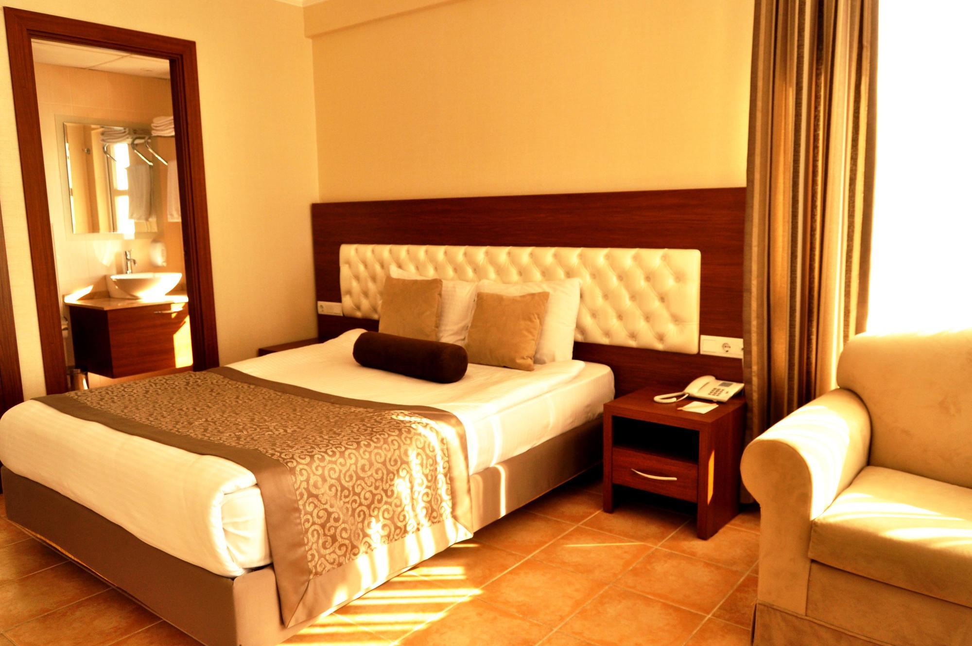 The Corner Park Hotel Antalya Luaran gambar